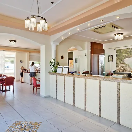 Apartmanhotel Regina &