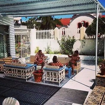 Regina & 2* Kárpathosz