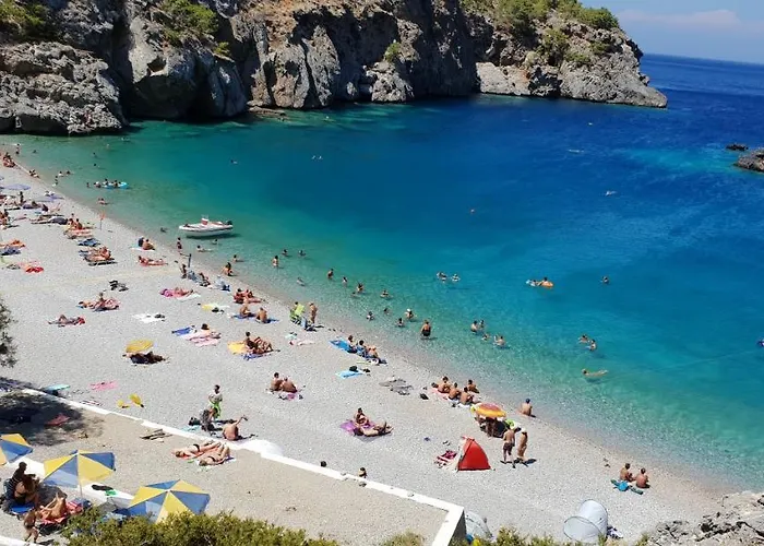 アパートホテル Regina & 2*