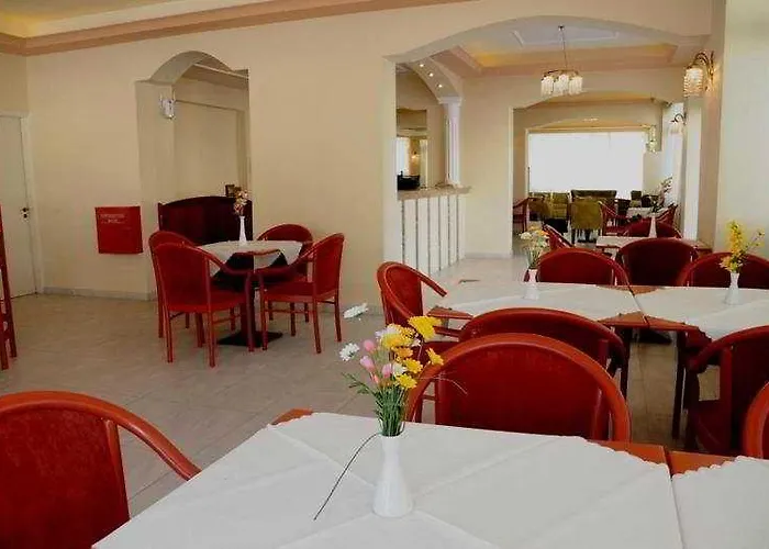 Regina & アパートホテル 2*