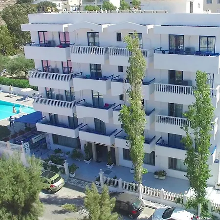 Aparthotel Regina & Karpathos