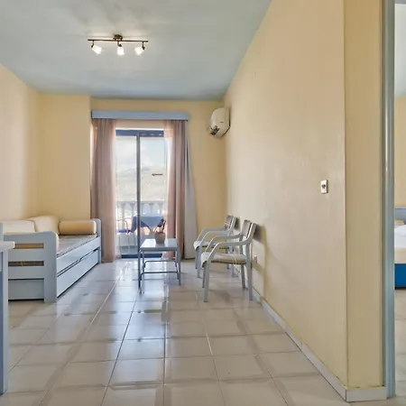 Aparthotel Regina & Karpathos