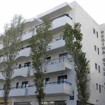 Apartahotel Regina Studios&hotel 2*