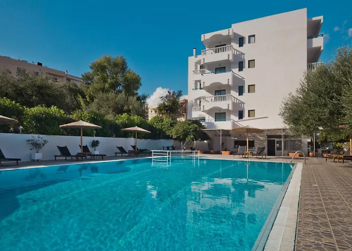 Apartahotel Regina Studios&hotel 2*