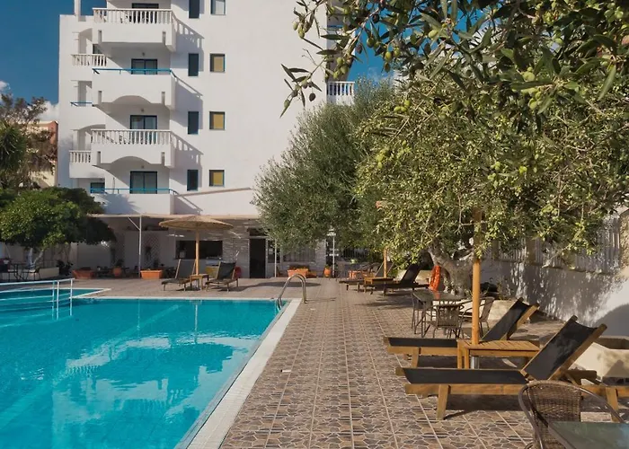 Regina Studios&hotel 2*