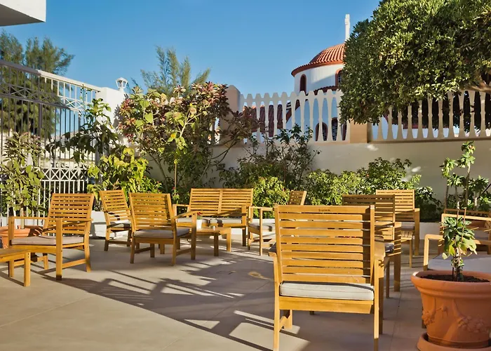 Apartahotel Regina Studios&hotel