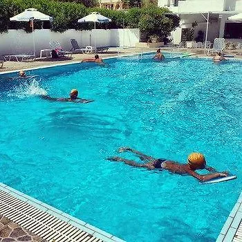 Regina Studios&hotel 2*